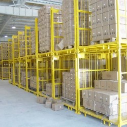 Iron shelves for pallets Iron shelves for pallets