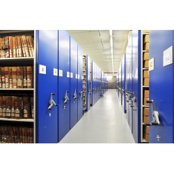Automatic sliding shelves Automatic sliding shelves