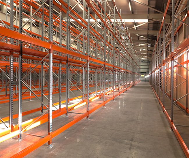 Multi-functional and convenient iron pallet racking