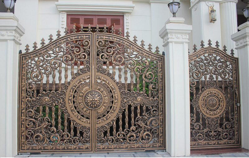 Iron gate for villas