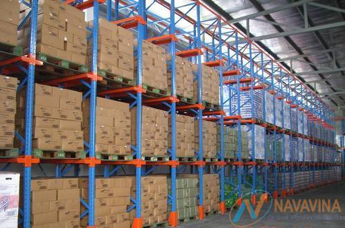 Drive In warehouse shelves in Da Nang